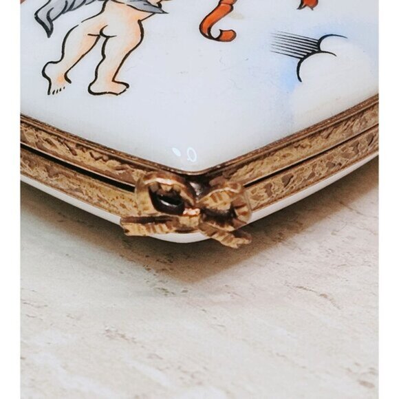 Heart-Shaped Limoges Trinket Box With Cherub Design & Ribbon Accents Fro… - Picture 7 of 8